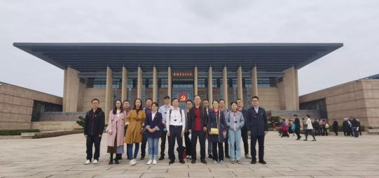 公司第三黨支部開展“南湖紅船憶初心，牢記使命勇?lián)?dāng)”主題黨日活動